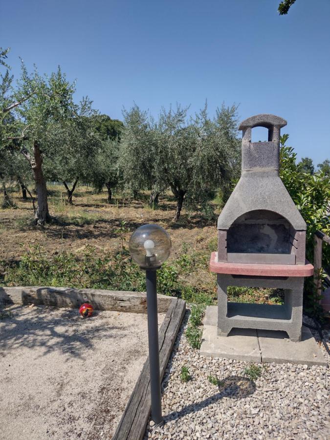 מונטנרו די ביזאצ’ה B&B Pozzo Innamorato מראה חיצוני תמונה